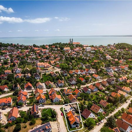 Pilger Apartments Тихань Экстерьер фото